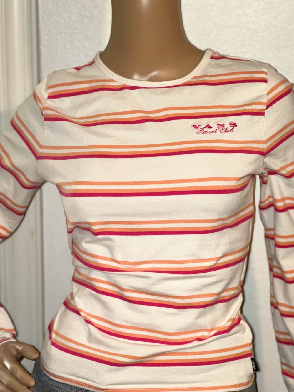Vans Resort Club Striped Long Sleeve Tee – Sunset Tones – Medium Cream T-Shirt